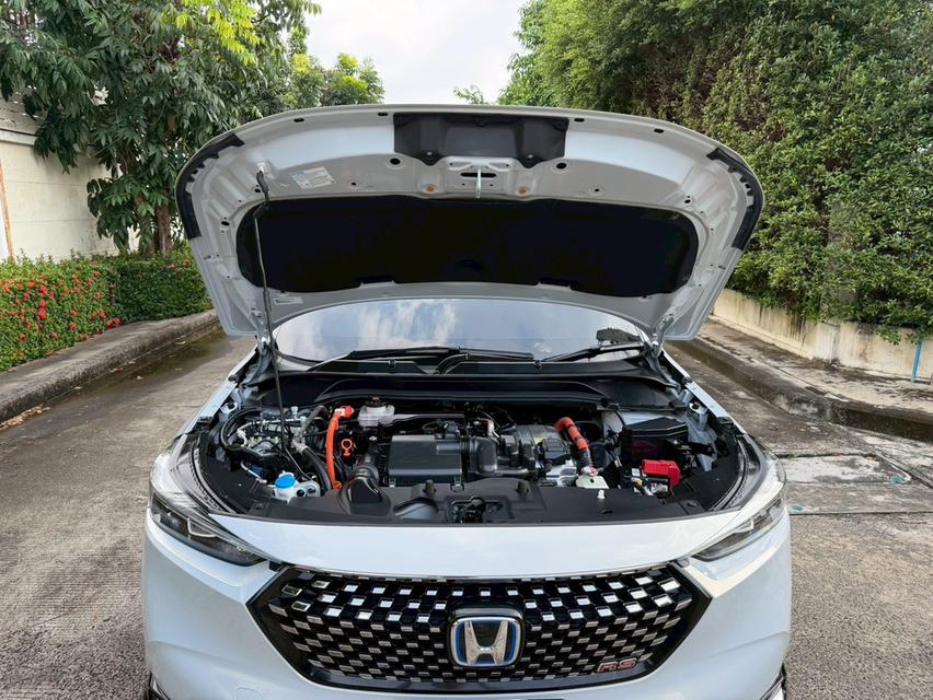 Honda HRV eHEV RS Top สีขาวซันไลท์ ปี23✨มือเดียวป้ายแดง ไมล์ 47,xxx โล เข้าศูนย์ทุกระยะ สีเดิมทั้งคัน 16