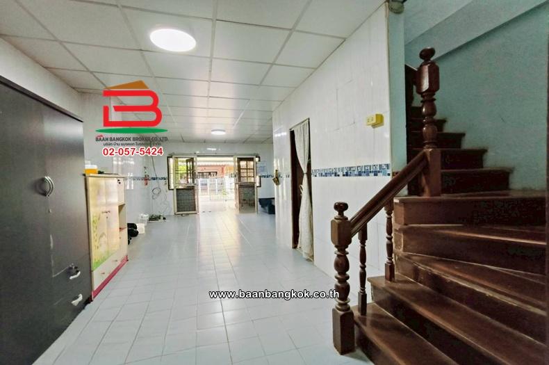 ขาย/เช่า ทาวน์เฮาส์ 2 ชั้น เนื้อที่ 34 ตร.ว. หมู่บ้านธารทอง 2 (ซอยวัดลาดปลาดุก) ถนนกาญจนาภิเษก ตำบลบางรักพัฒนา อำเภอบางบัวทอง นนทบุรี 7