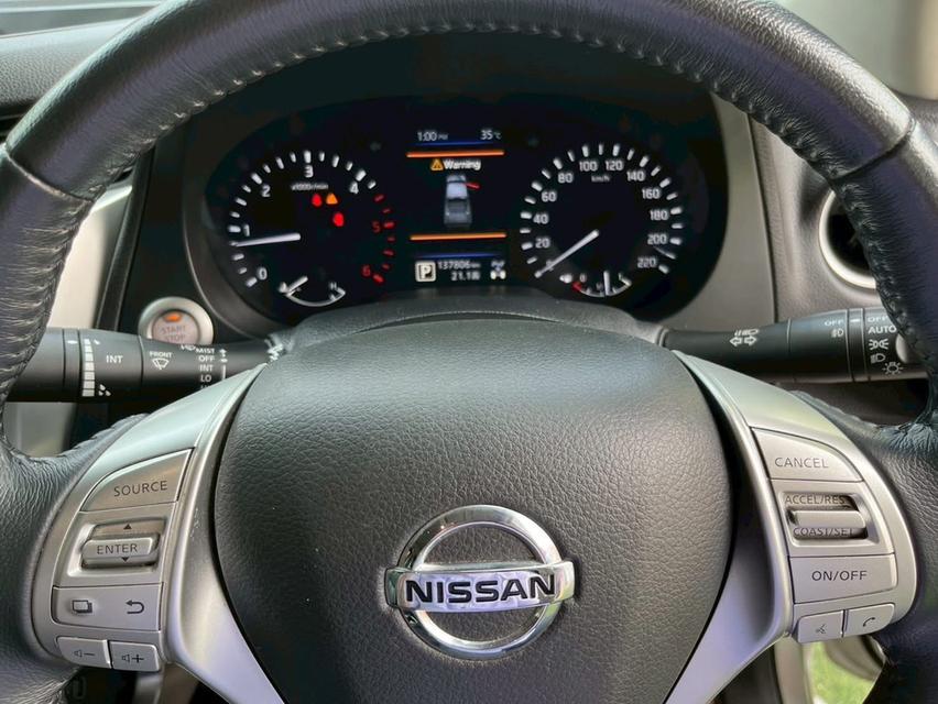 NISSAN NAVARA NP300 DOUBLE CAB 2.5 VL 4WD AUTO ปี 2020 -กระบะ 4 ประตู ขับเคลื่อน 4 ล้อ