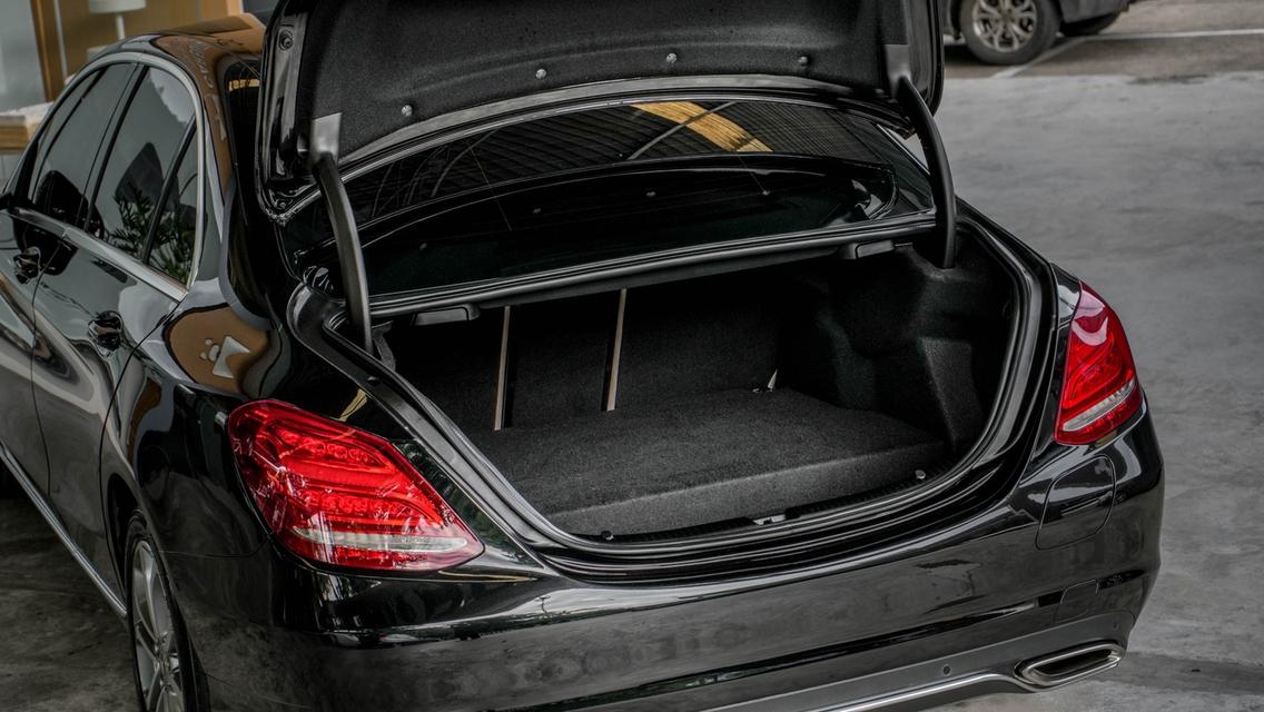 (แจ้งรหัสรถ CBL91) Mercedes-Benz C350e 2.0 Avantgarde AT 2018 รูปที่ 8