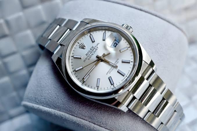 Rolex DateJust Silver dial 41mm 2023 2