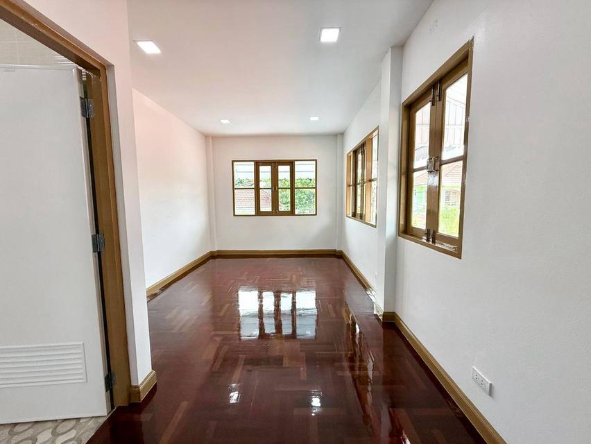 บ้านเดี่ยวรีโนเวทใหม่ 54 ตร.ว. มีนบุรี 4 ห้องนอน ฟรีโอน! 10