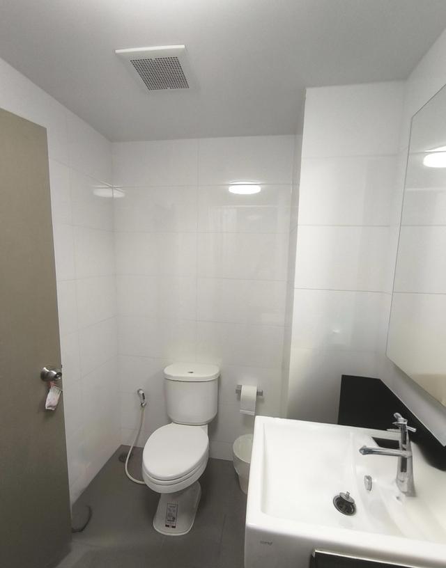 คอนโดแชปเตอร์วันลาดพร้าว ซอย 1 เดินทางสะดวกช๊อปสบาย ใกล้ศูนย์การค้าและศูนย์กลางคมนาคม 15