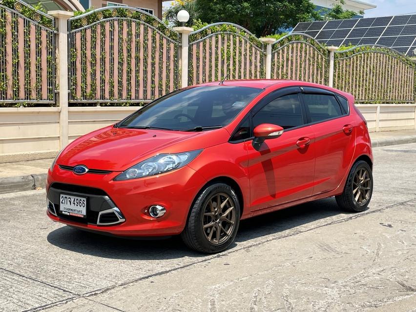 FORD FIESTA 1.5 SPORT HATCHBACK ปี 2013 สภาพป้ายแดง