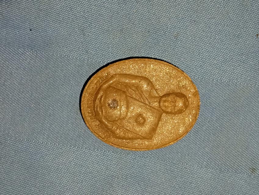 ถ้าให้พูดถึงพระเก่าพระนิยมต้องพระรุ่นนี้เลยครับพระเก่าๆราคาดีราคาไม่ลดเหรียญเดิมๆไม่มีปรับแต่งสภาพเดิมทุกอย่างสนใจเท่าดูกันได้ครับรับประกันความแท้ชัดเ 10