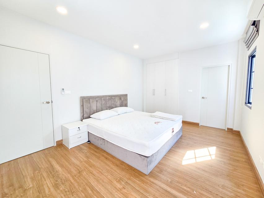 ขาย บ้านเดี่ยว 𝐂𝐞𝐧𝐭𝐫𝐨 𝐁𝐚𝐧𝐠𝐧𝐚 🏡แบบบ้านใหญ่สุดในโครงการ เฟอร์นิเจอร์ครบ หน้าบ้านทิศเหนือ ฮวงจุ้ยดีเยี่ยม 10/10 15