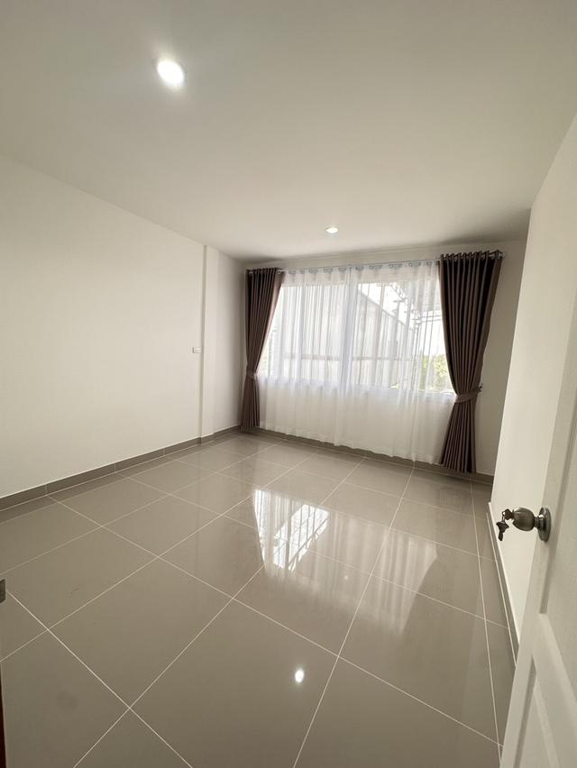 หมู่บ้านเหมชาติ ถ.เลียบวารี บ้านสวย รีโนเวทใหม่ ทำเลหนองจอก 19