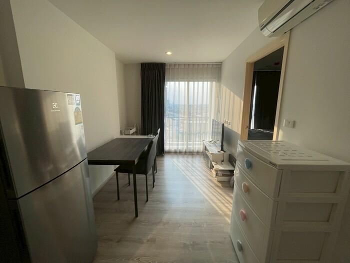 เช่าถูก 12,000 บาท ** 1 ห้องนอน * รหัส 090161 * ชีวาทัย เพชรเกษม 27 ** ติดรถไฟฟ้า บางหว้า ** 088-398-3835 MR.BOAT 19