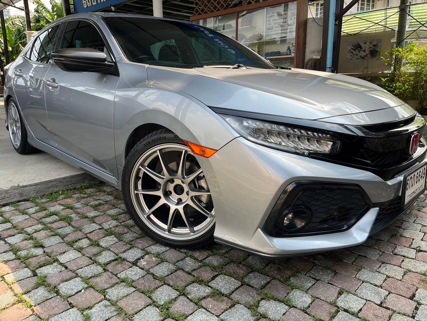 Honda CiVic FK 1.5 turbo 2017  3