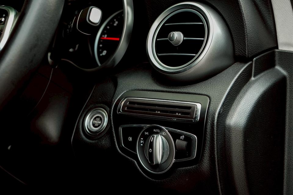 รหัสรถ CBL1937 Mercedes-Benz C220d 2.0 Avantgarde W205 AT 2019 รูปที่ 19