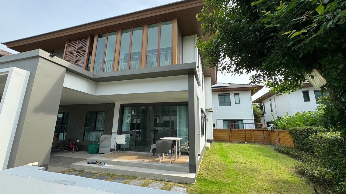 ให้เช่า! บ้านหรู Burasiri Pattanakarn (แสนสิริ) 4 นอน 5 น้ำ 250 ตร.ม. ติดสวน/คลับเฮ้าส์ พร้อมห้องผู้สูงอายุ (Pet/Foreigner Welcome)