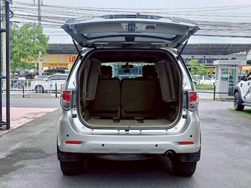 Toyota Fortuner 3.0V ปี13 16