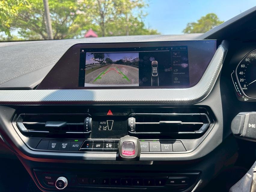 BMW 220i Gran Coupe Sport 2022 รูปที่ 16