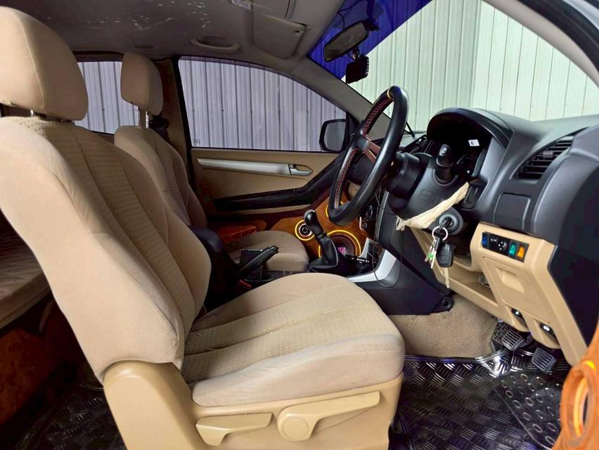 ISUZU D-MAX 12-19 2.5 VGS Z ปี 2012 สีเทา เกียร์ MT โฉม SPACECAB 12-19 รูปที่ 9