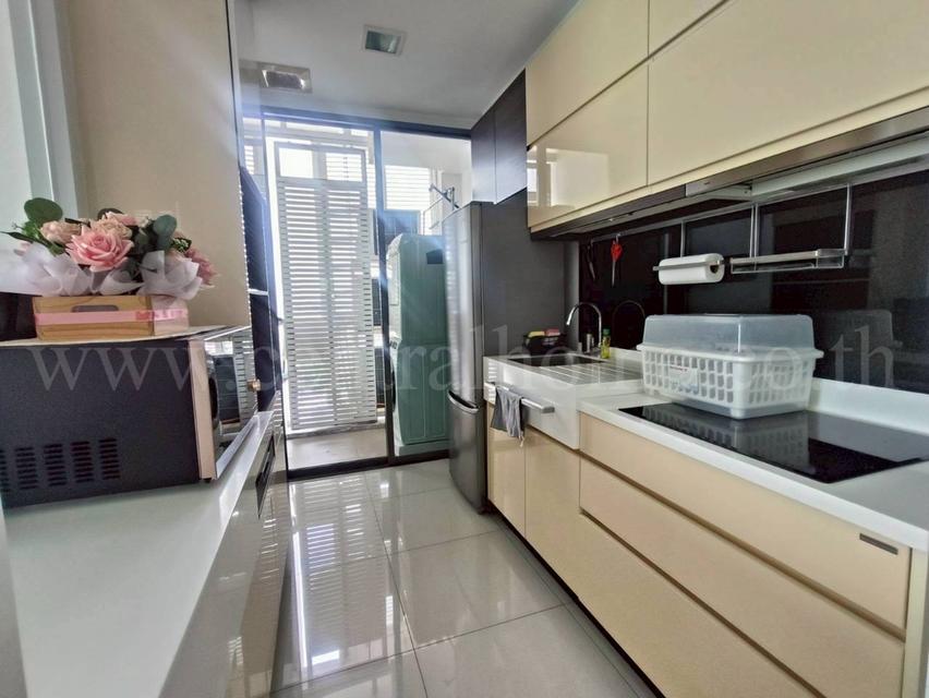 ให้เช่าคอนโด เดอะรูม สุขุมวิท 62 ห้องมุม พร้อมอยู่ ใกล้รถไฟฟ้า BTS ปุณณวิถี 8