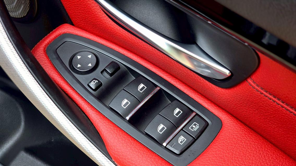 รหัสรถ WB36 Bmw 330e Msport สภาพดีที่สุด ปี 2018 10