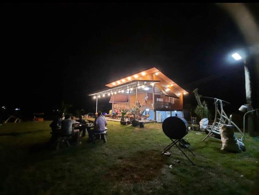 บ้านที่ดินรีสอร์ทร้านอาหารบ่อตกปลาห้องพัก​คาเฟ่​ 8