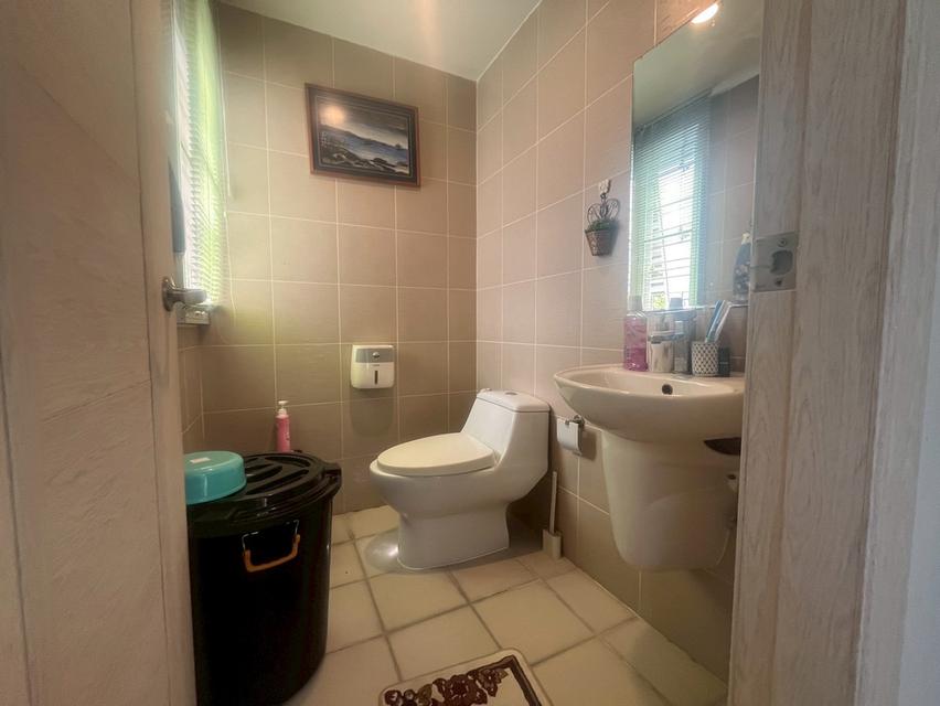 หมู่บ้านไอริส พาร์ค ชัยพฤกษ์-วงแหวน ถนนบางกรวย-ไทรน้อย ต.บางบังทอง อ.บางบังทอง จ.นนทบุรี 12