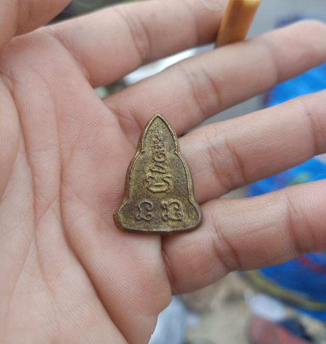 หลวงพ่อเงินวัดดอนยายหอม รูปที่ 2