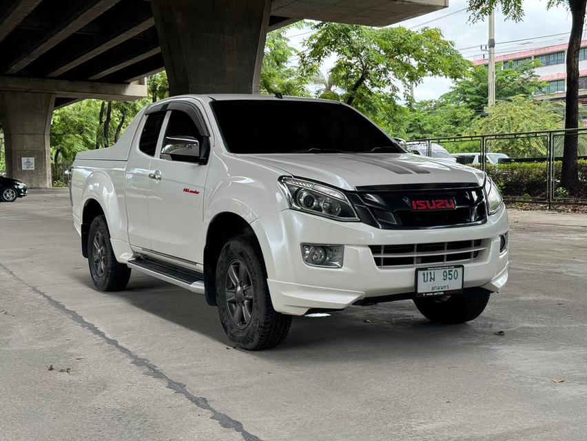 ขายรถ Isuzu D-max 2.5 Z X-series cab Hi-Lander ปี 2013 สีขาว เกียร์ธรรมดา