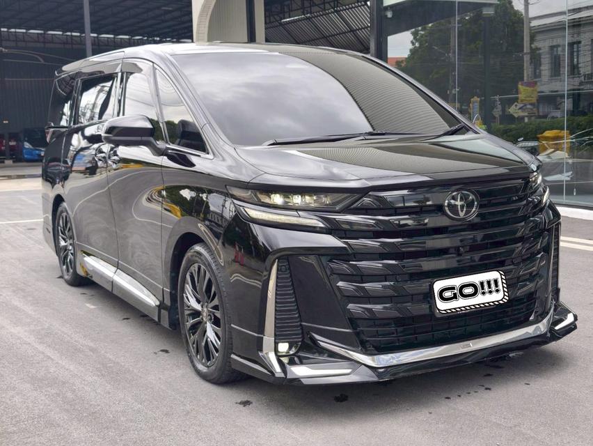 TOYOTA VELLFIRE 2.5 HEV 2