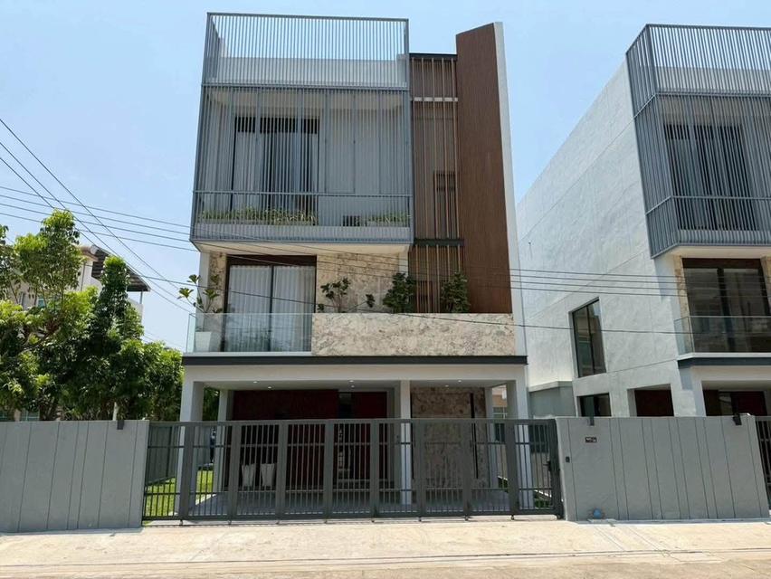 ขาย บ้าน Modern Luxury หลังใหญ่ Preecha  รามคำแหง – กรุงเทพกรีฑา พร้อมอยู่ 1