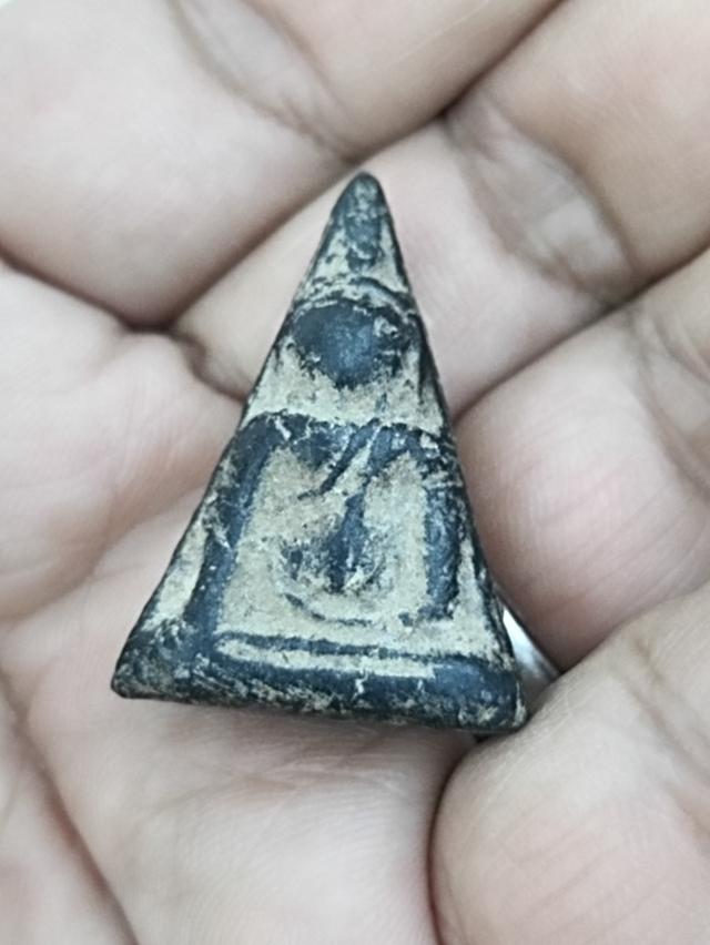 พระนางพญาเนื้อดำเข่าตรง พิษณุโลก พระองค์ดำ หายาก 5