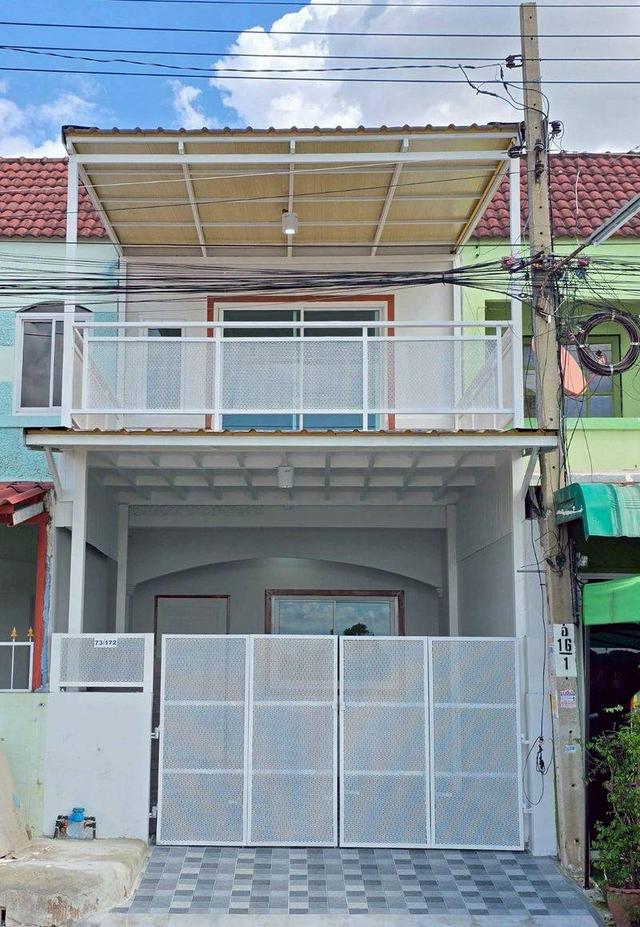 ถนนเมน ค้าขายได้  หมู่บ้านศรีประจักษ์4  บางกรวย-ไทรน้อย ทาวน์เฮาส์ 2 ชั้น 1