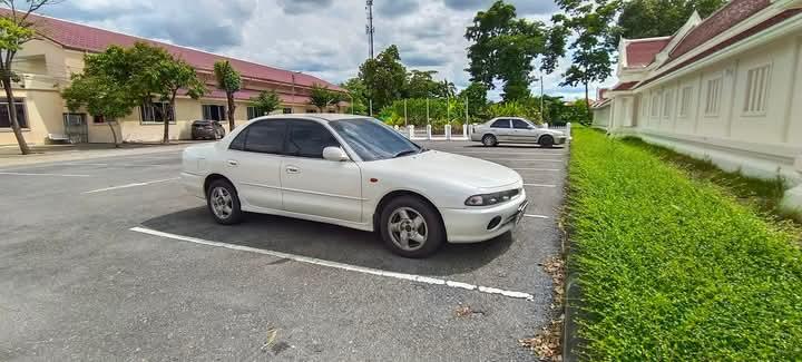 รถมือสอง Mitsubishi Galant ราคาถูก 2