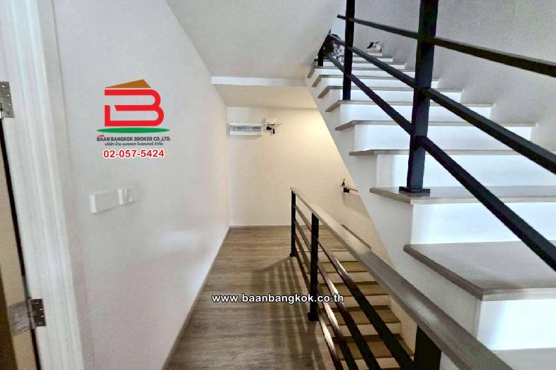 ทาวน์โฮม หมู่บ้านอัลติจูดคราฟ บางนา (Altitude Kraf Bangna) เนื้อที่ 20 ตร.ว ซอยวัดคลองปลัดเปรียง ตำบลบางแก้ว อำเภอบางพลี สมุทรปราการ 6
