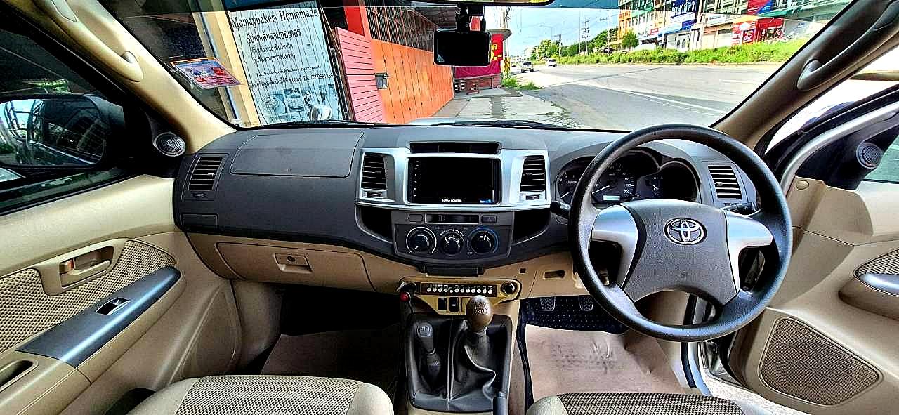 VIGO CHAMP 2.5 4WD ปี13 รถบ้านเชียงใหม่แท้ ตัวถังเดิม สวยมาก รูปที่ 9