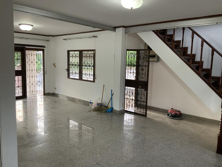 บ้านเดี่ยว132ตรวกฤษดา26นครชัยศรีมีสนามกอล์ฟในหมู่บ้าน 9
