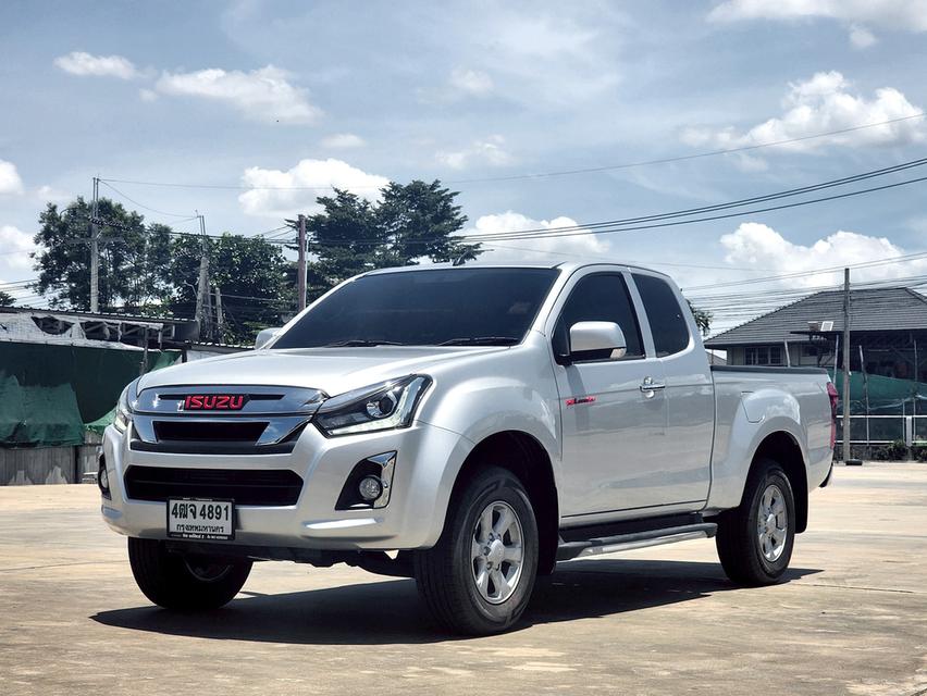  ISUZU D-max Space Cab 1.9L M/T  ปี 2019 5
