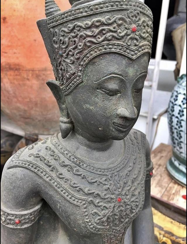 พระพุทธรูปโบราณ พระบูชาอยุธยาทรงเครื่อง หน้าตัก12นิ้ว ปางสมาธิ ฐานสามขา 2