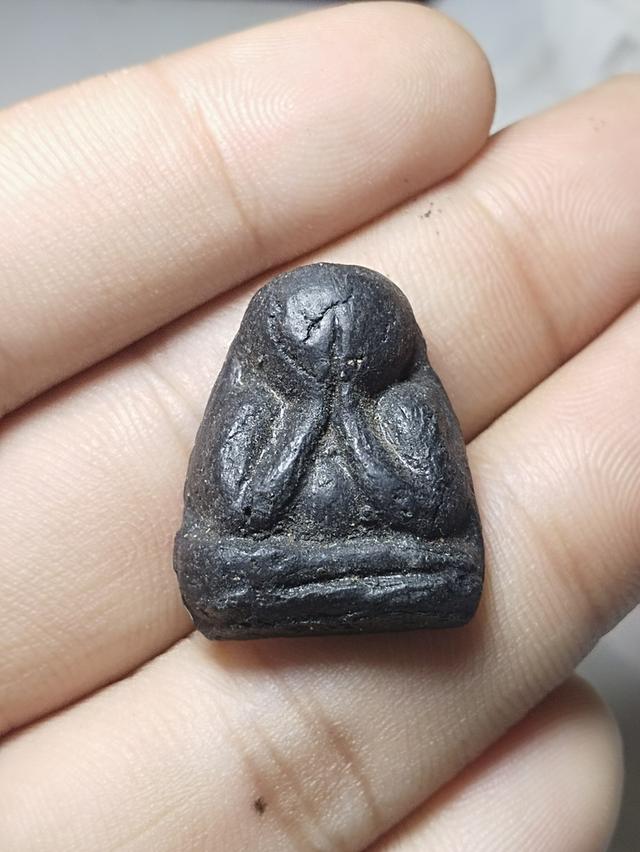 ปิดตาเก่าๆพระแท้ไม่ทราบที่