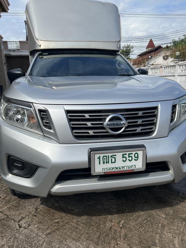 ขายรถสวยมือเดียว Nissan Navara NP300 SL ดีเซล กระบะสูง ปี 2015 ! ! ขับน้อย แค่ 5หมื่น กม. ไม่เคยชน เจ้าของขายเอง