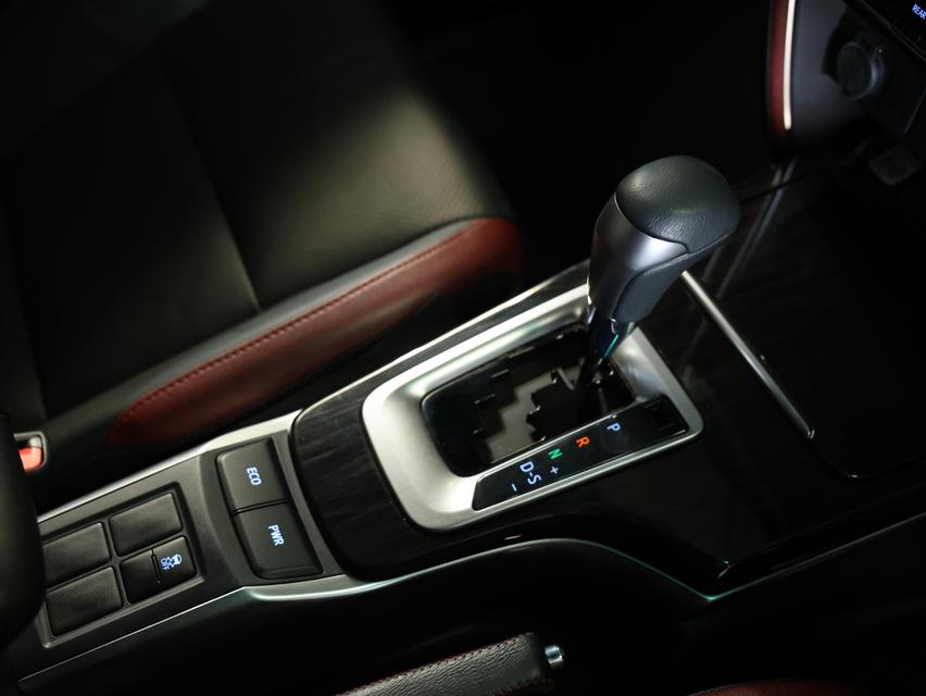 2022 Toyota FORTUNER 2.4 (ปี 15-25) Legender SUV AT รูปที่ 12