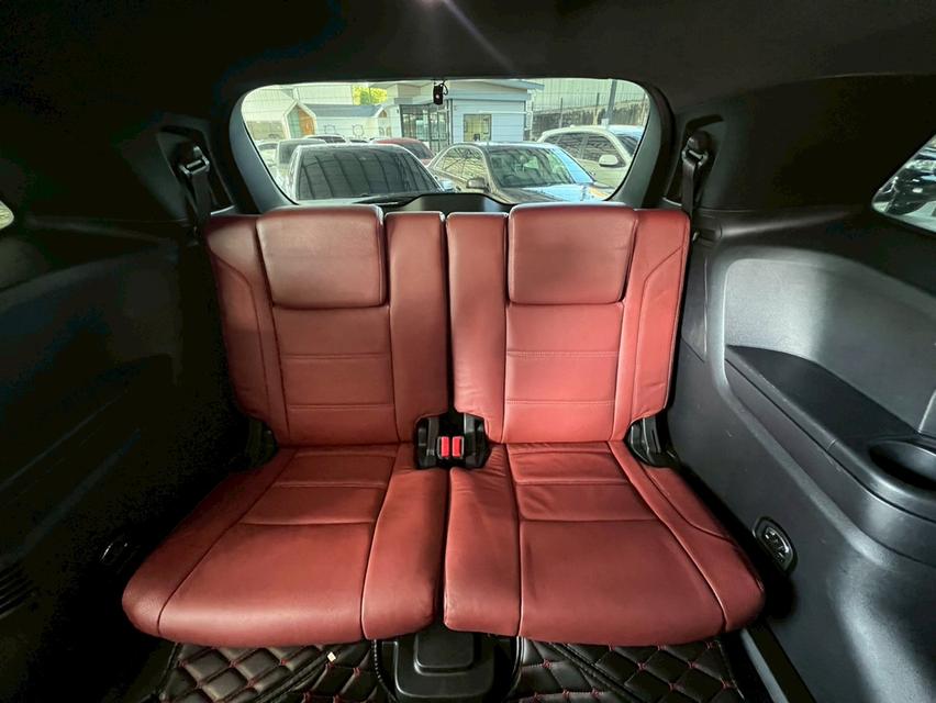 ปี 2019 FORD EVEREST, 2.0 TURBO TITANIUM PLUS มือเดียวป้ายแดง คู่มือบุ๊คเซอร์วิสครบ 9