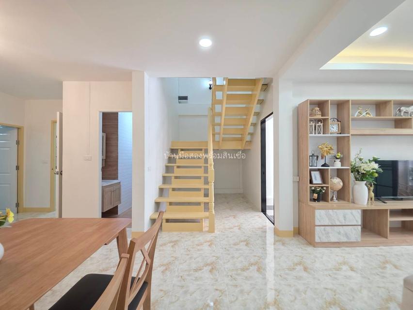 หมู่บ้านวรารักษ์ เลียบคลองสอง 27 12