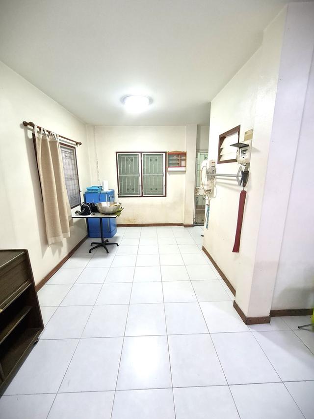 บ้านสองชั้น ใกล้โรงเรียน สารสาทร์ 8