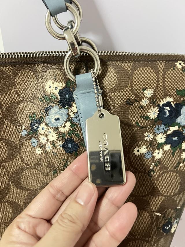 กระเป๋าสะพาย COACH F30247  2