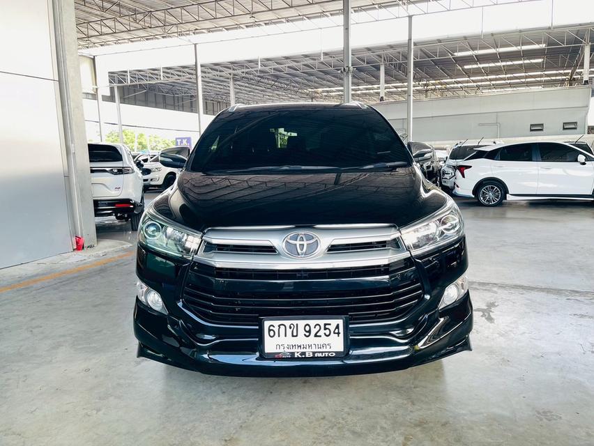 Toyota Innova Crysta 2.8 V ปี 16จด17 มือแรกไมล์แท้