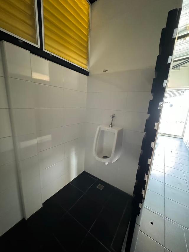 อาคารพาณิชย์ 2 ห้อง ติดถนนซุปเปอร์ไฮเวย์เชียงใหม่ ทำเลทองเหมาะทำธุรกิจ41.7 ตร.ว. 4