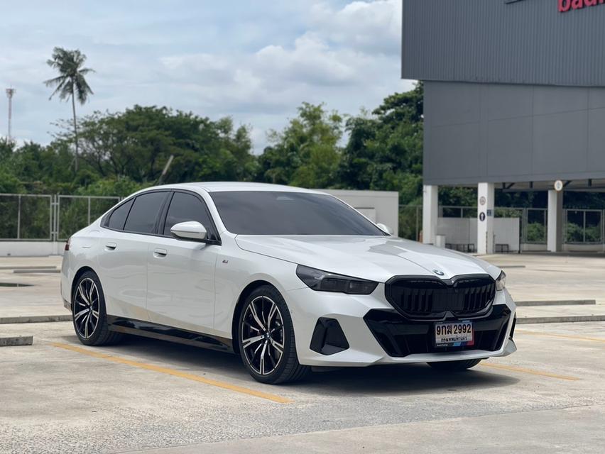 (แจ้งรหัสรถ NCT214) (N214).BMW 520d M Sport Pro G60 ปี 2024 จด 2025