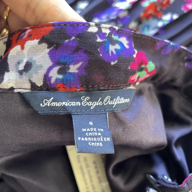 กระโปรงสั้น ป้ายห้อย