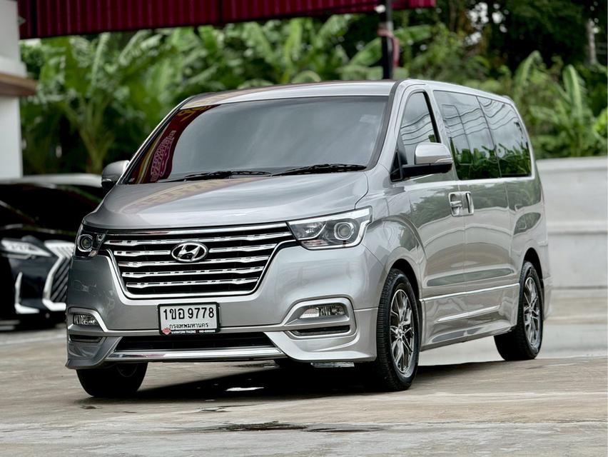 รหัสรถ WRT9778 🔥2019 HYUNDAI GRAND STAREX, 2.5 PREMIUM