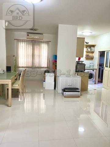 ขายบ้านเดี่ยว 2 ชั้น ม.วรารมย์ ถนนราษฏร์อุทิศ-สุวินทวงศ์ เนื้อที่ 79 ตรว. ขาย 7.5 ล้านบาท มีนบุรี กรุงเทพฯ 4