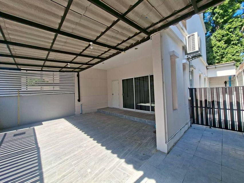 ให้เช่าทาวน์โฮม 3 ชั้น หมู่บ้านวิลเลตซิตี้ ทำเลดีพร้อมอยู่ ใกล้ APL หัวหมาก (N.1947) 2