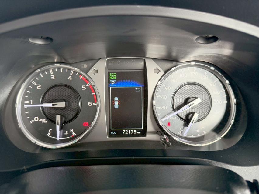 TOYOTA REVO 2.4 Mid PRERUNNER DOUBLECAB 2021 9