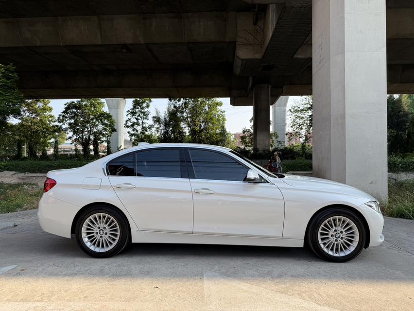 BMW 320d 2.0i LCI ปี2018 รถมือเดียว ไมล์แท้ 99,700Km. 629,000 รูปย่อยที่ 4